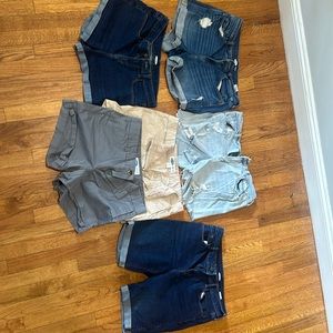 Old Navy Size 10 short assortment